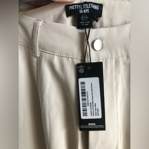 Pretty little thing high waisted buckle cargo wide pants cream beige size 4 Y2k - Picture 5 of 6